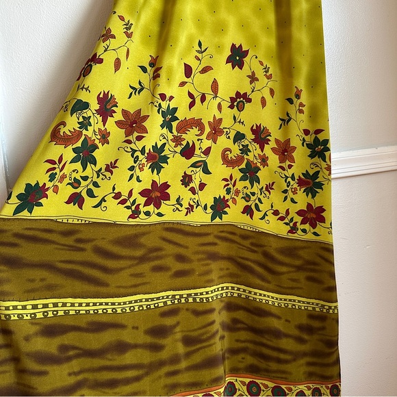 3/$20 💥 Mlle Gabriel Vintage Maxi Dress Chartreuse Floral Print w/ Cinched Waist - Picture 8 of 17
